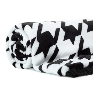 Houndstooth Throw Blanket