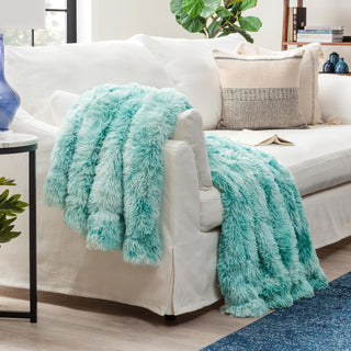 Wolf Faux Long Fur Throw Blanket