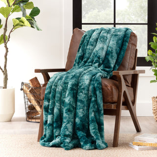 Wolf Faux Fur Throw Blanket