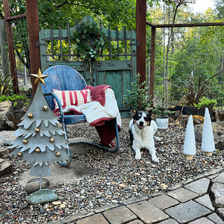 34 Inch Metal Christmas Tree with Decorative Bells Yard Stake