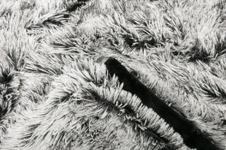 Longfur Ombre Faux Fur Throw Blanket