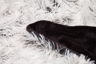 Longfur Ombre Faux Fur Throw Blanket