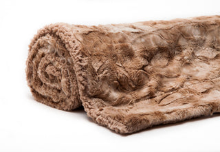 Wolf Faux Fur Throw Blanket