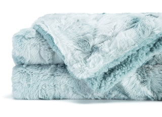 Wolf Faux Fur Throw Blanket