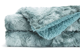 Wolf Faux Fur Throw Blanket