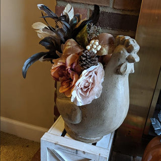 Large Barnyard Hen Planter